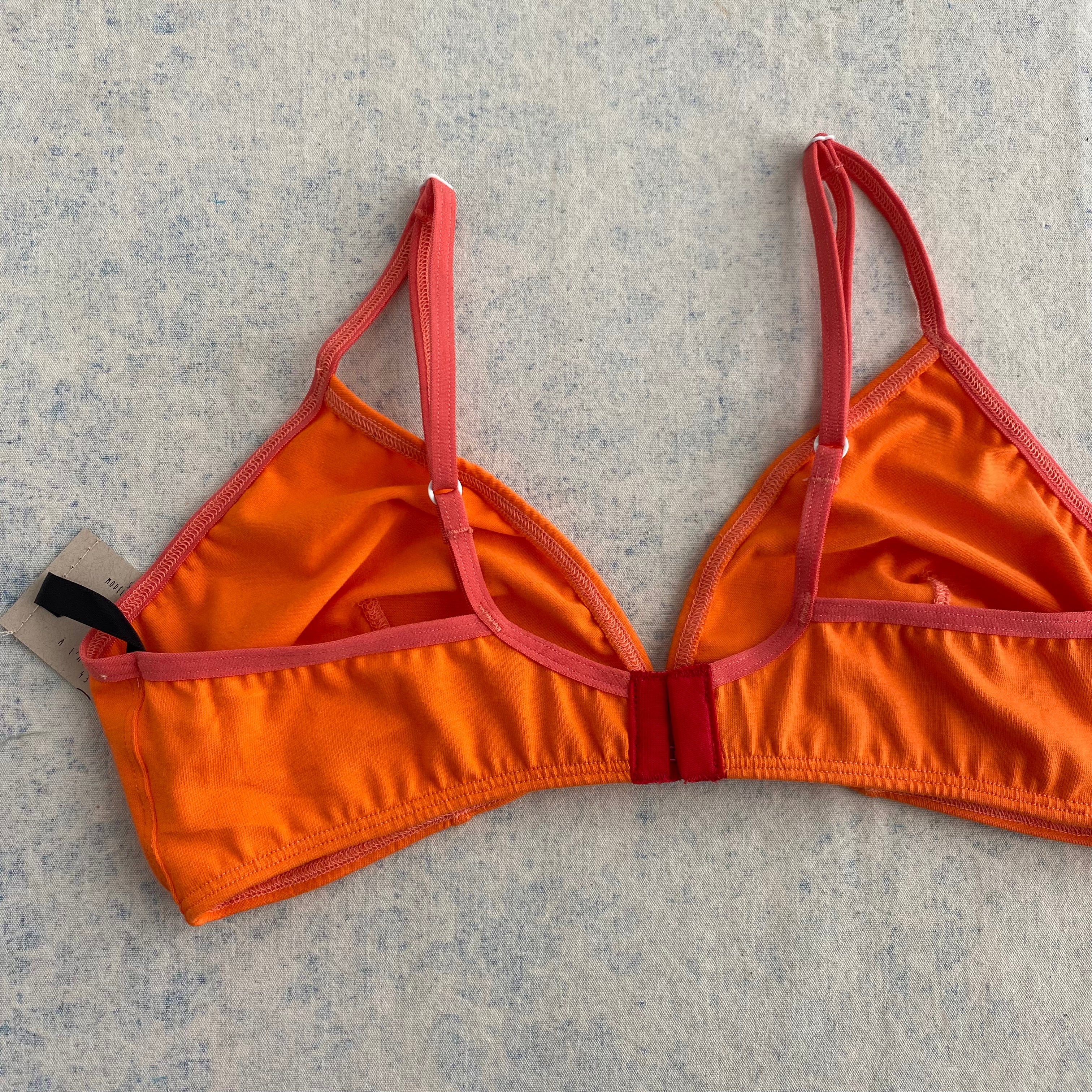 Bralette Isa orange électrique – Les belles bobettes
